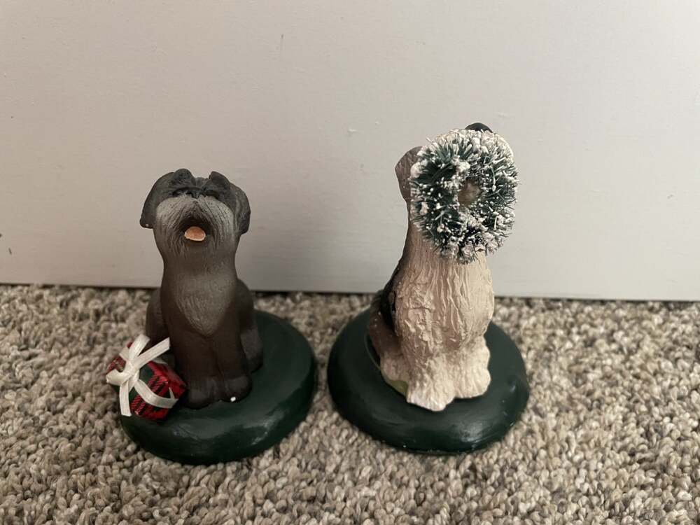 Byers Choice Caroler Pet Lot of 2 Dogs Christmas Village Accessories READ